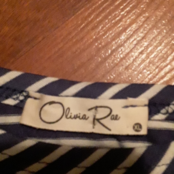 Crop top - Picture 3 of 3